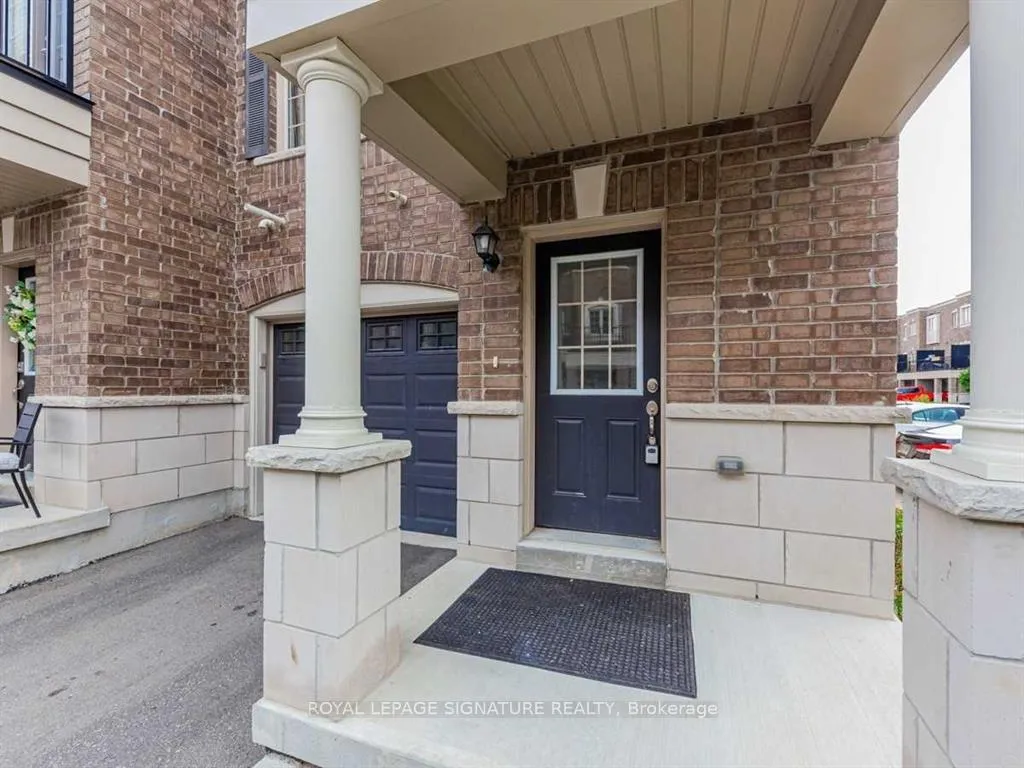 Photo 3 of 109 Ferris Square, Clarington, Courtice — HOMEH