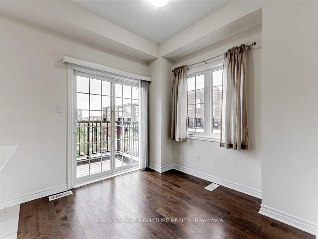Photo 8 of 109 Ferris Square, Clarington, Courtice — HOMEH