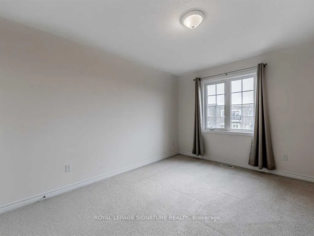 Photo 16 of 109 Ferris Square, Clarington, Courtice — HOMEH