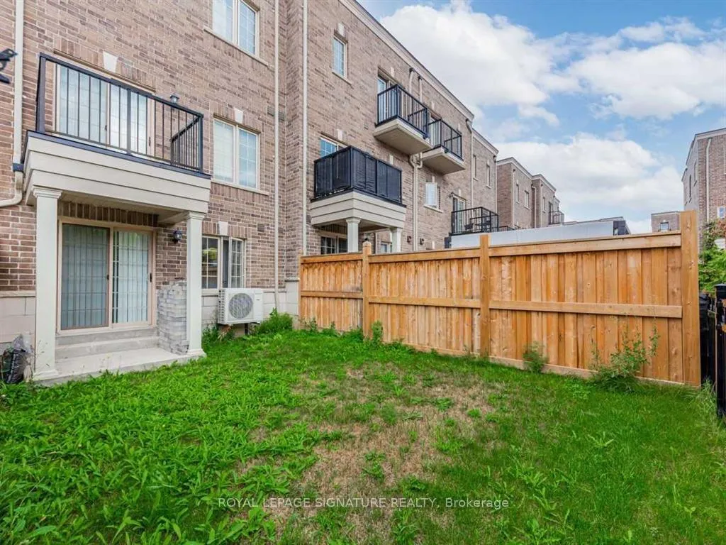 Photo 20 of 109 Ferris Square, Clarington, Courtice — HOMEH