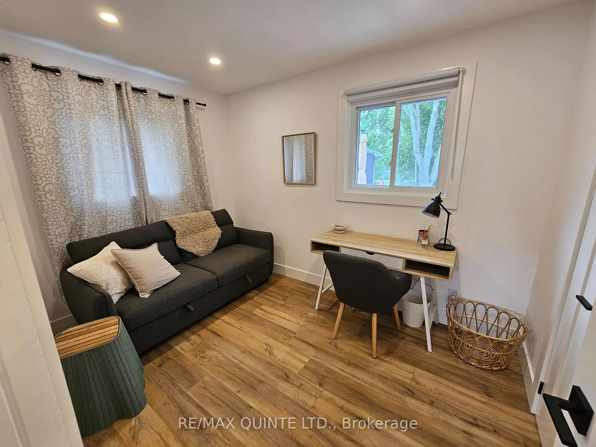 Photo 15 of 620 Sidney Street, Belleville, Belleville Ward — HOMEH