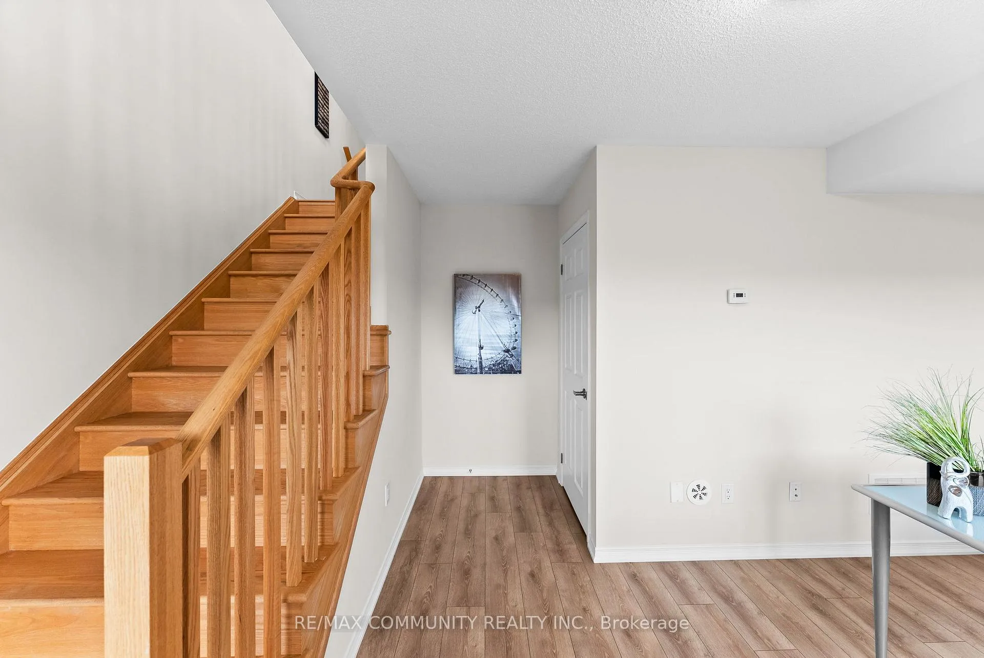 Photo 31 of 255 Danzatore Path, Oshawa, Windfields — HOMEH