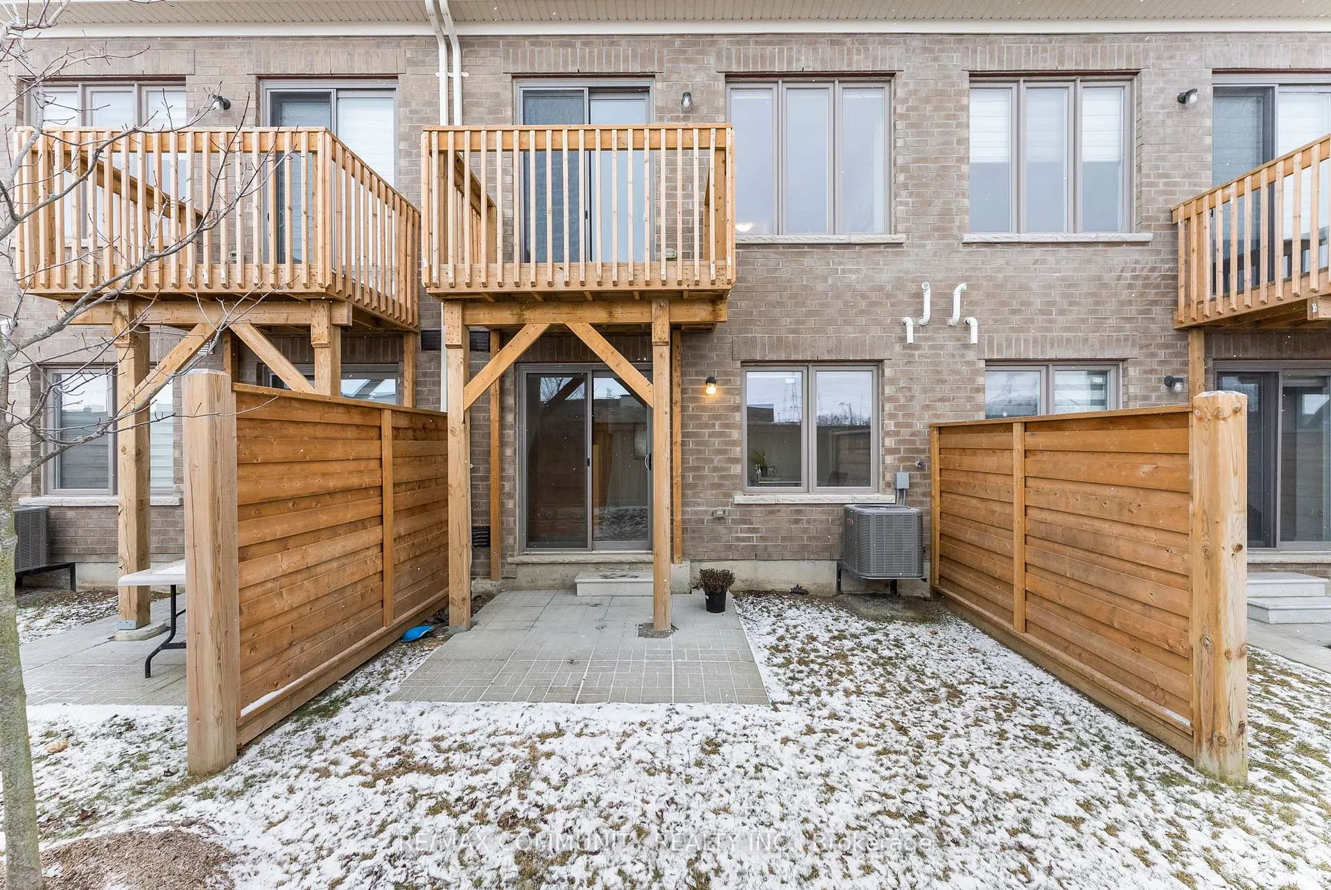 Photo 34 of 255 Danzatore Path, Oshawa, Windfields — HOMEH