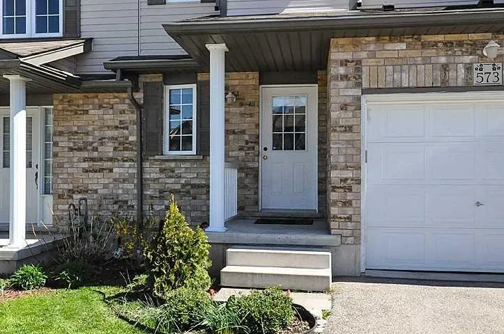 Photo 2 of 573 Wild Iris Avenue, Waterloo, Columbia Forest — HOMEH