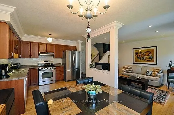 Photo 12 of 573 Wild Iris Avenue, Waterloo, Columbia Forest — HOMEH