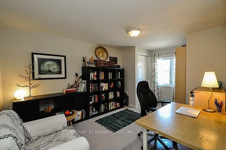 Photo 17 of 573 Wild Iris Avenue, Waterloo, Columbia Forest — HOMEH