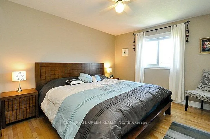 Photo 20 of 573 Wild Iris Avenue, Waterloo, Columbia Forest — HOMEH