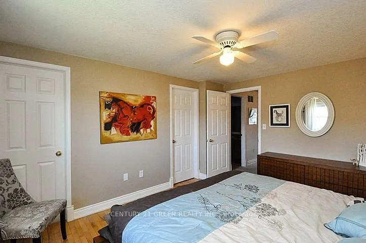 Photo 21 of 573 Wild Iris Avenue, Waterloo, Columbia Forest — HOMEH