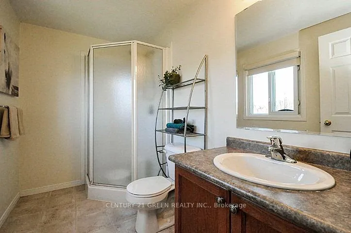 Photo 22 of 573 Wild Iris Avenue, Waterloo, Columbia Forest — HOMEH