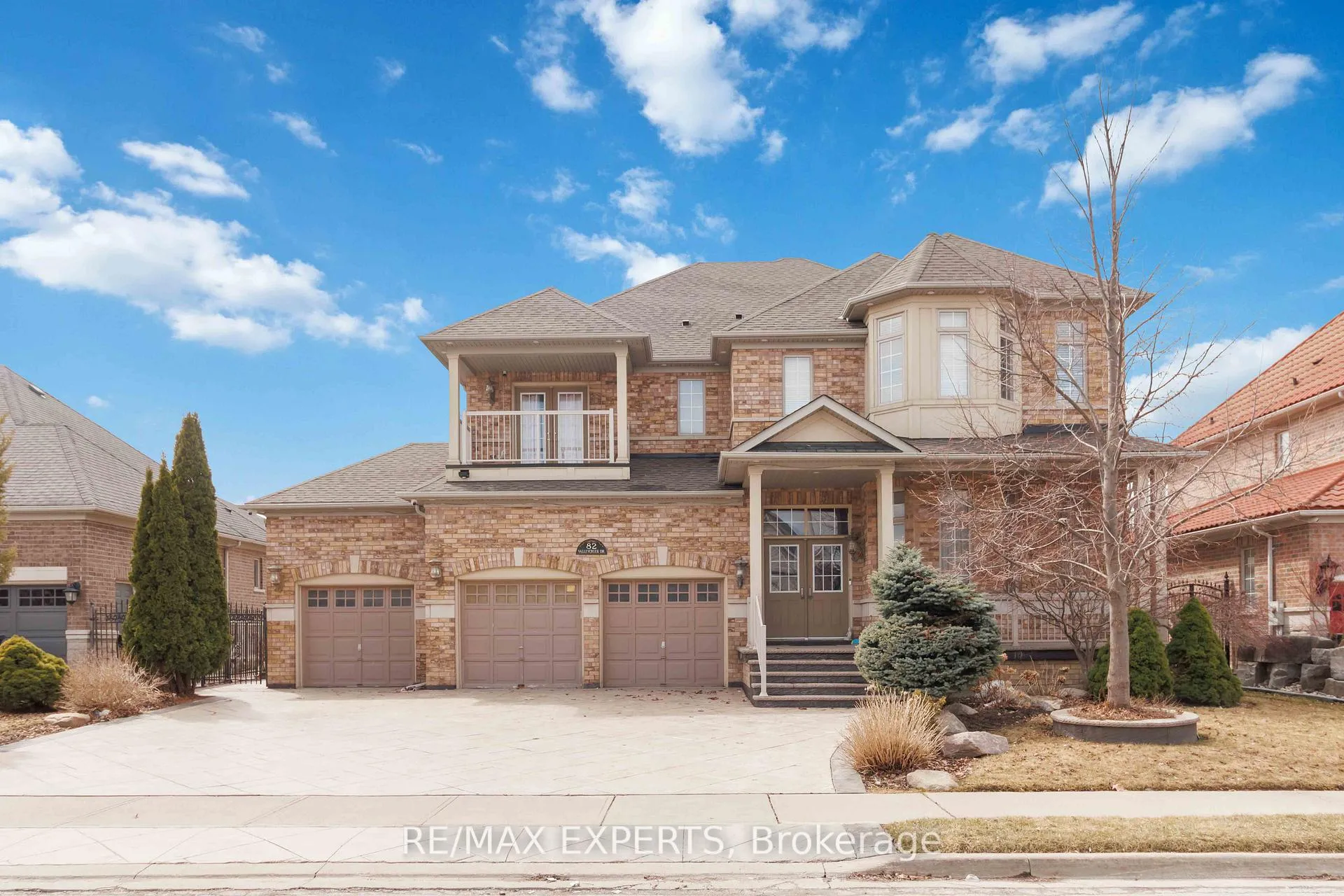 Front of 82 Valleycreek Drive