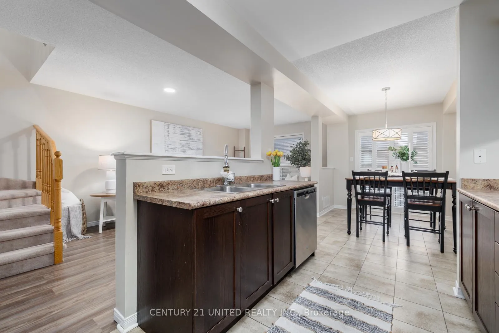 Photo 13 of Unit 20, 460 Woodmount Drive, Oshawa, Samac — HOMEH