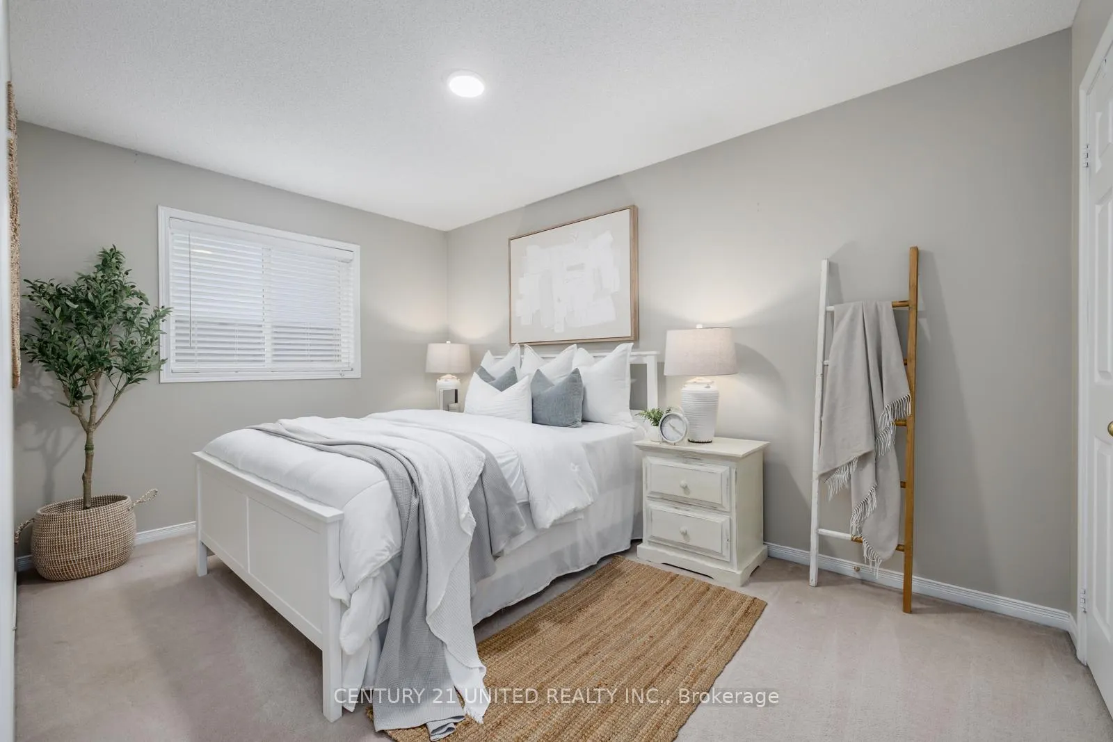 Photo 18 of Unit 20, 460 Woodmount Drive, Oshawa, Samac — HOMEH