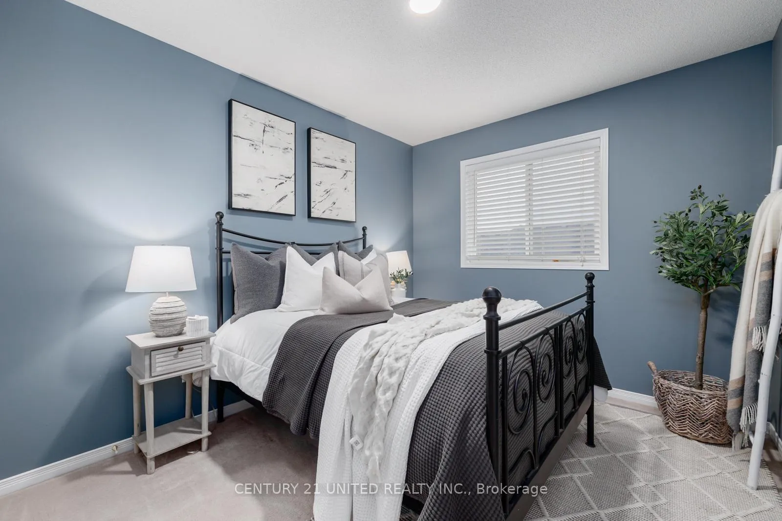 Photo 20 of Unit 20, 460 Woodmount Drive, Oshawa, Samac — HOMEH