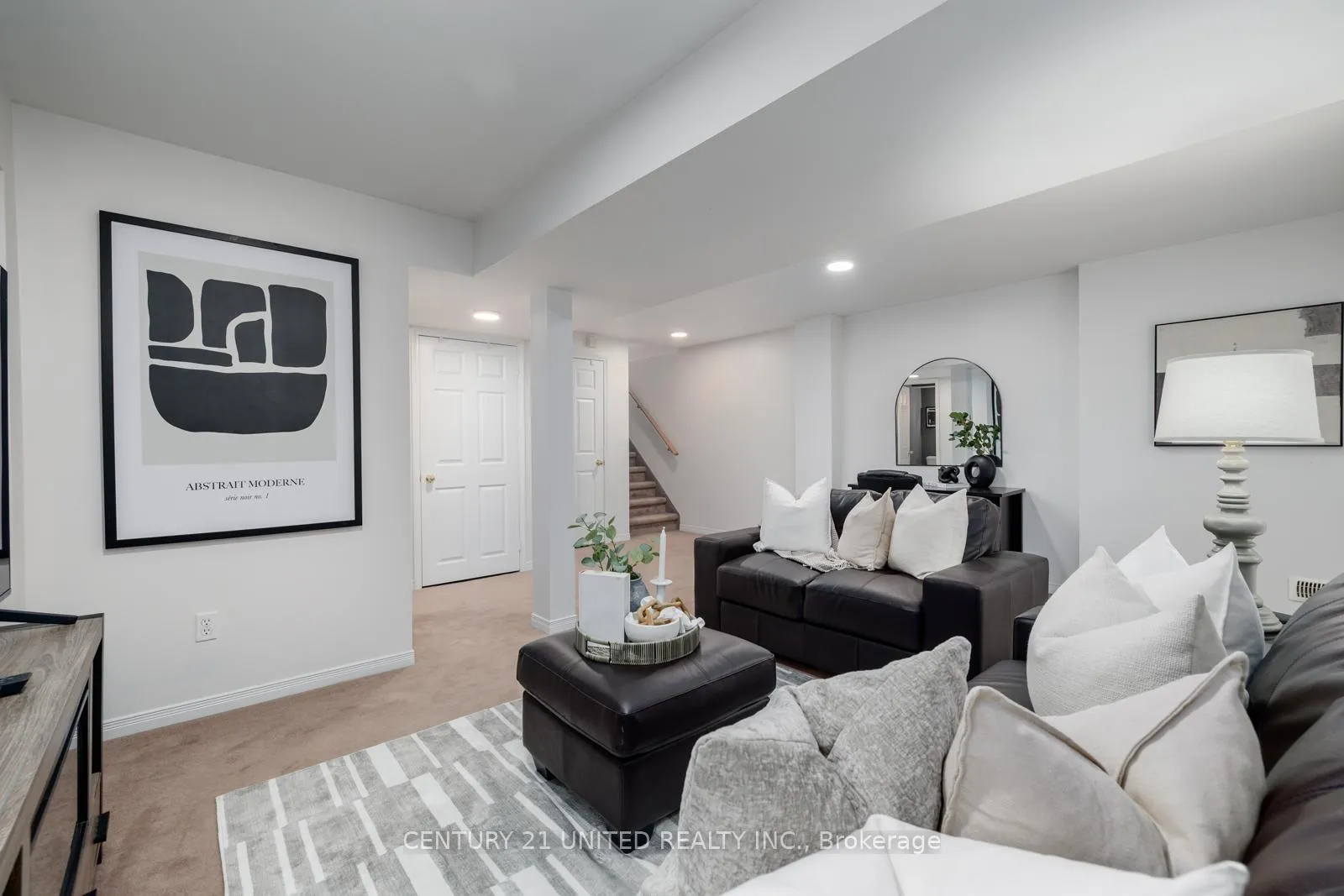 Photo 26 of Unit 20, 460 Woodmount Drive, Oshawa, Samac — HOMEH