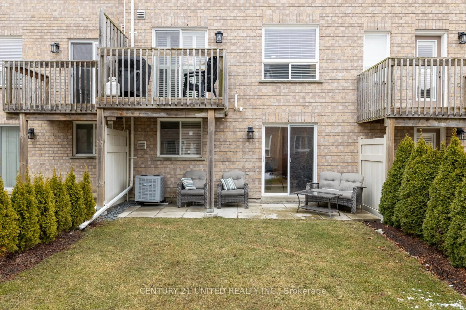 Photo 31 of Unit 20, 460 Woodmount Drive, Oshawa, Samac — HOMEH
