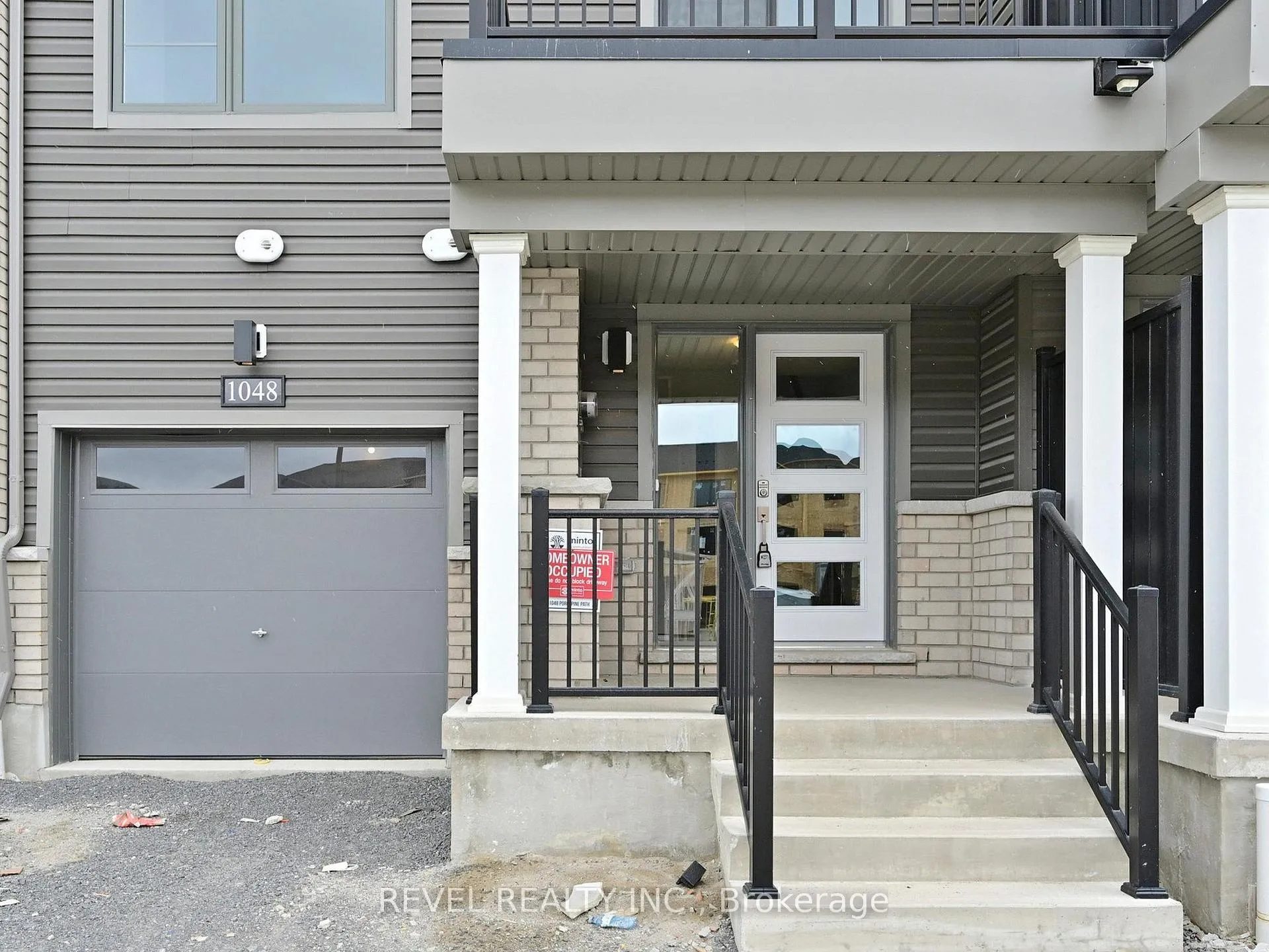 Photo 4 of 1048 Porcupine Path, Oshawa, Kedron — HOMEH