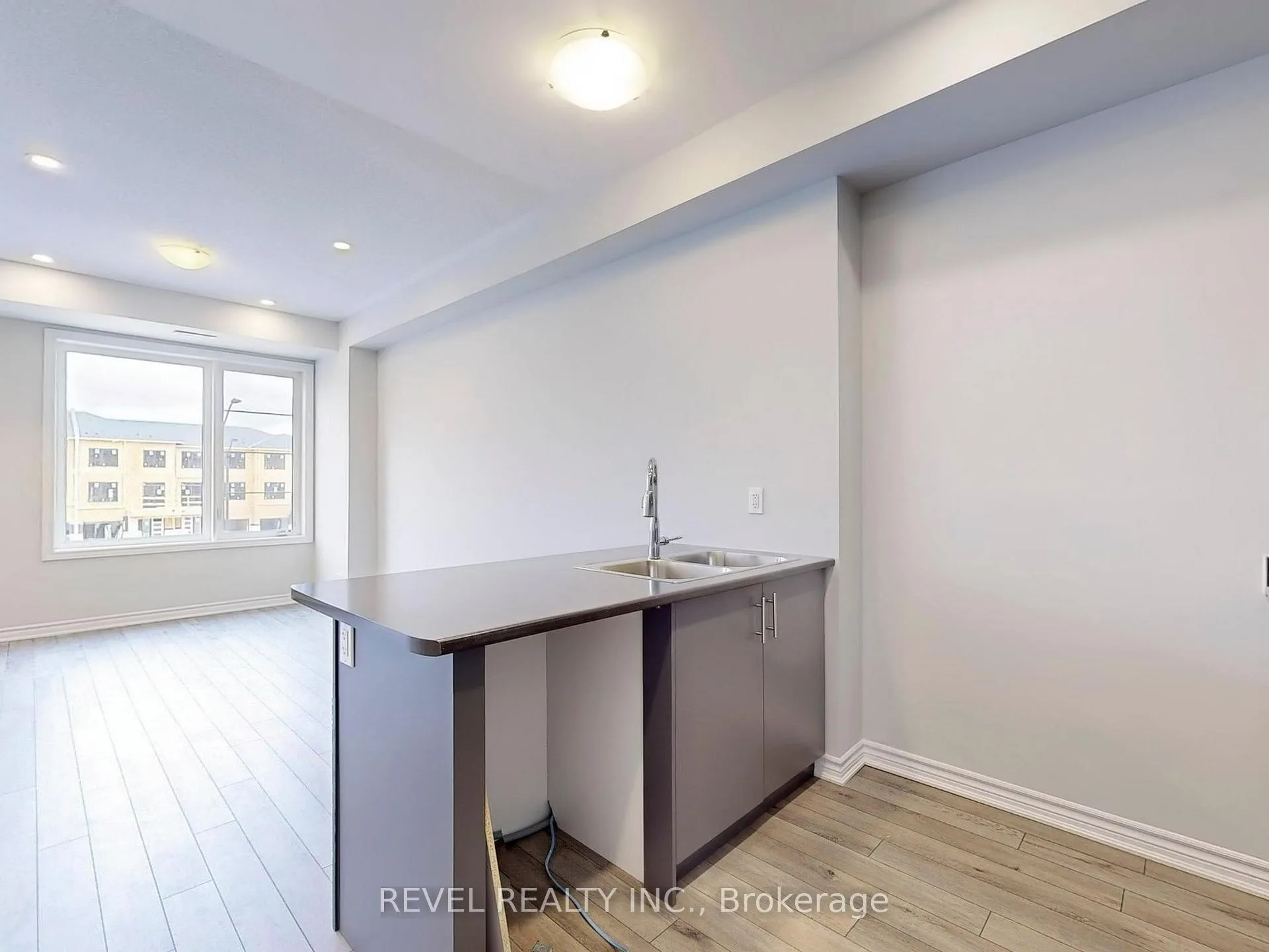Photo 9 of 1048 Porcupine Path, Oshawa, Kedron — HOMEH