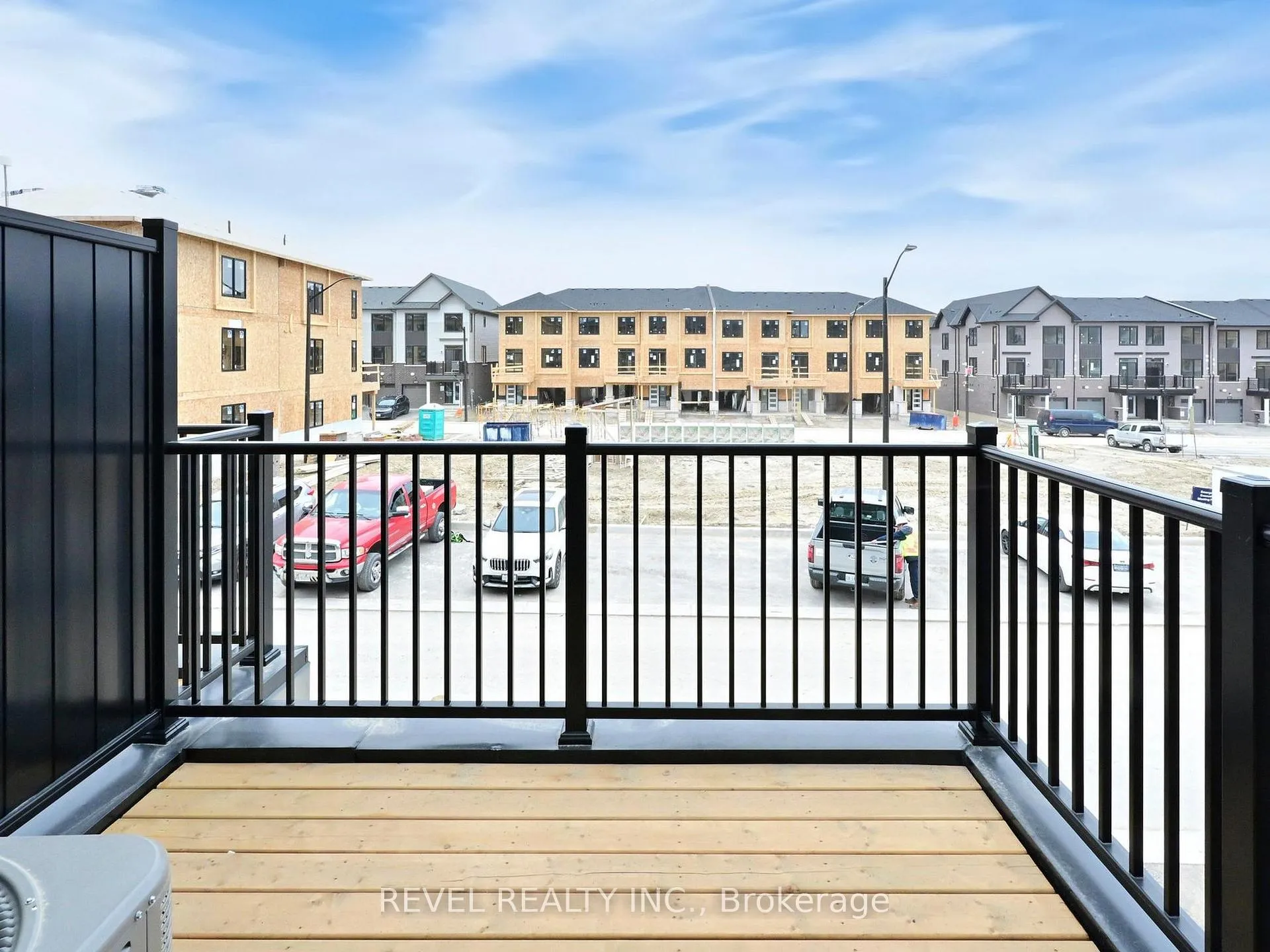Photo 27 of 1048 Porcupine Path, Oshawa, Kedron — HOMEH