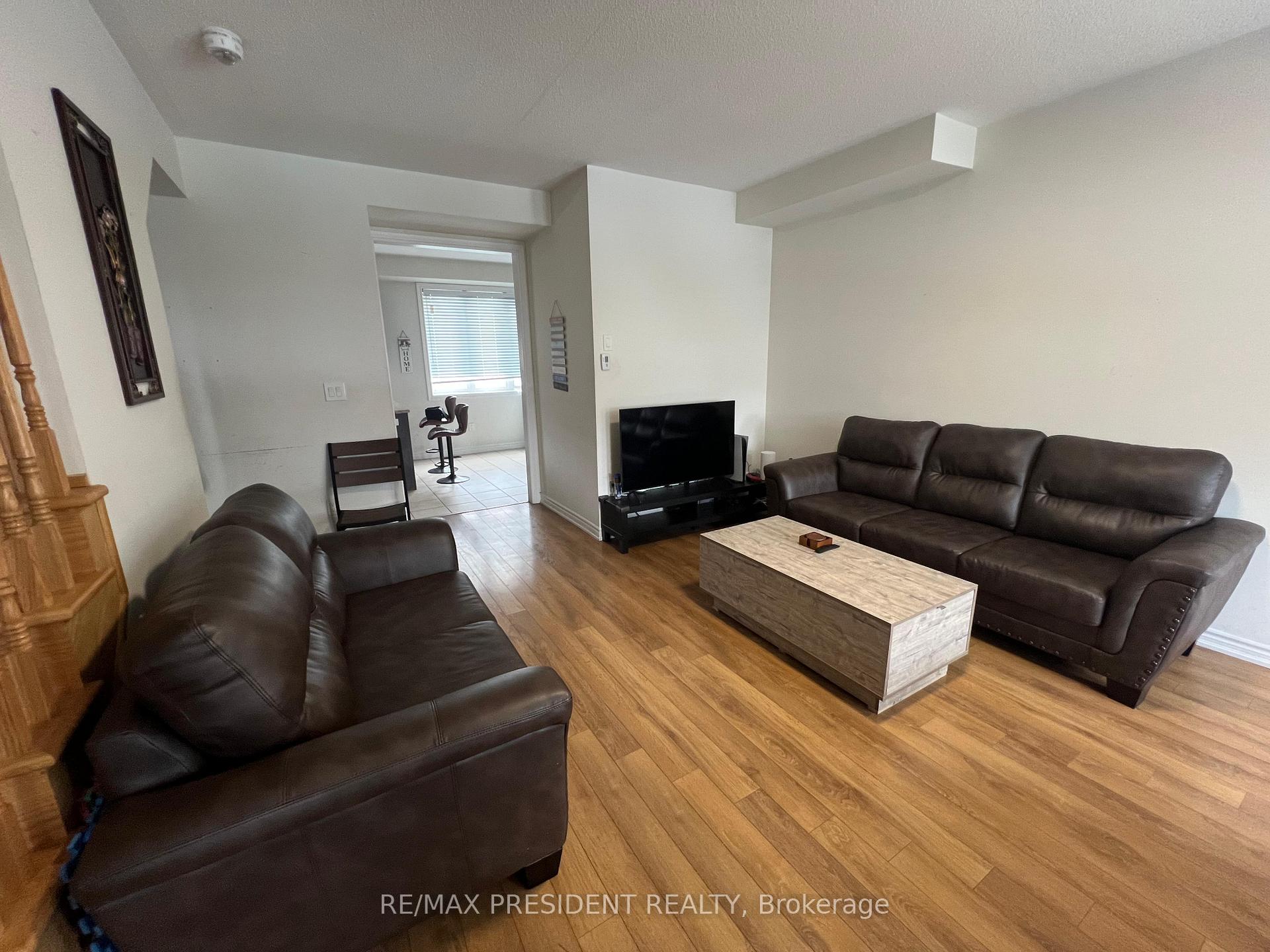 Photo 7 of 13 Sprucewood Road, Brampton, Heart Lake East — HOMEH