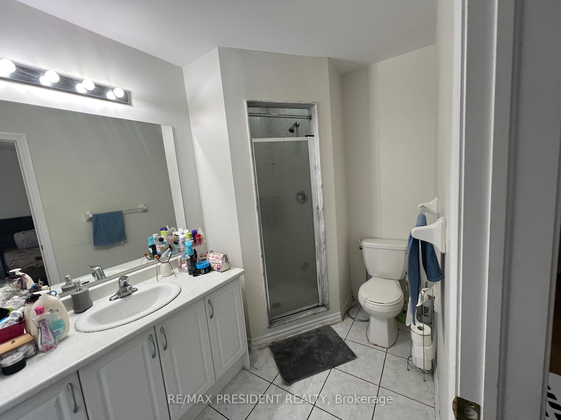 Photo 16 of 13 Sprucewood Road, Brampton, Heart Lake East — HOMEH