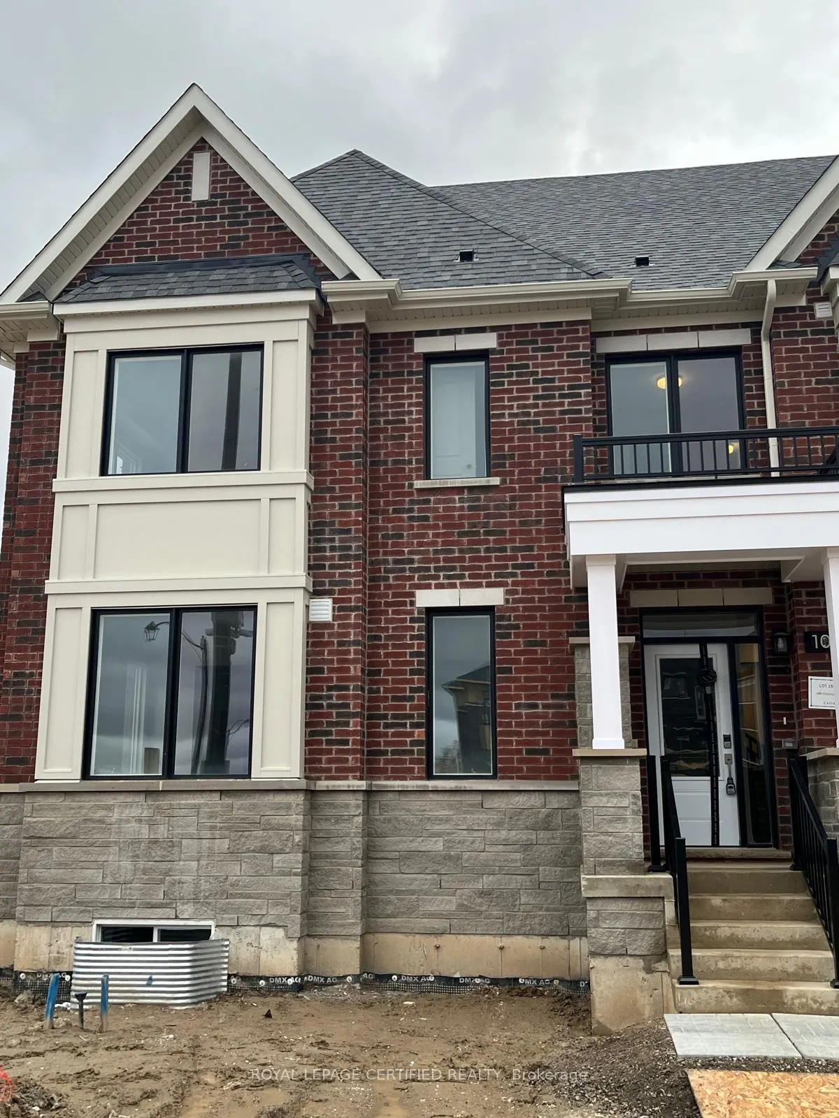 Front of 106 Coolhurst Avenue
