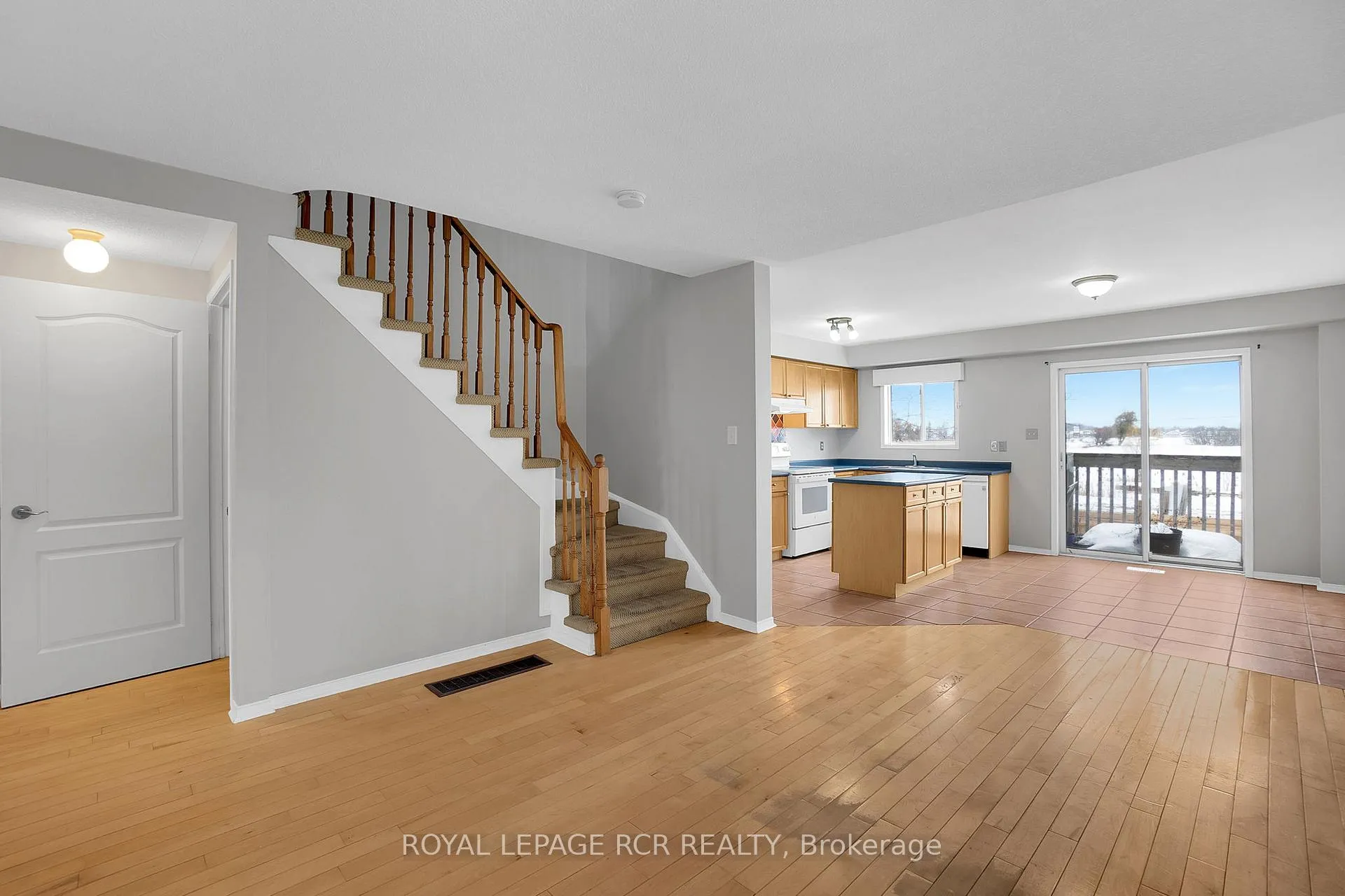 Photo 7 of 48 Alderbrook Place, Caledon, Bolton North — HOMEH