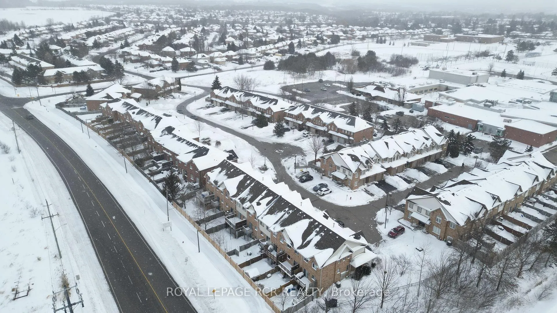 Photo 29 of 48 Alderbrook Place, Caledon, Bolton North — HOMEH