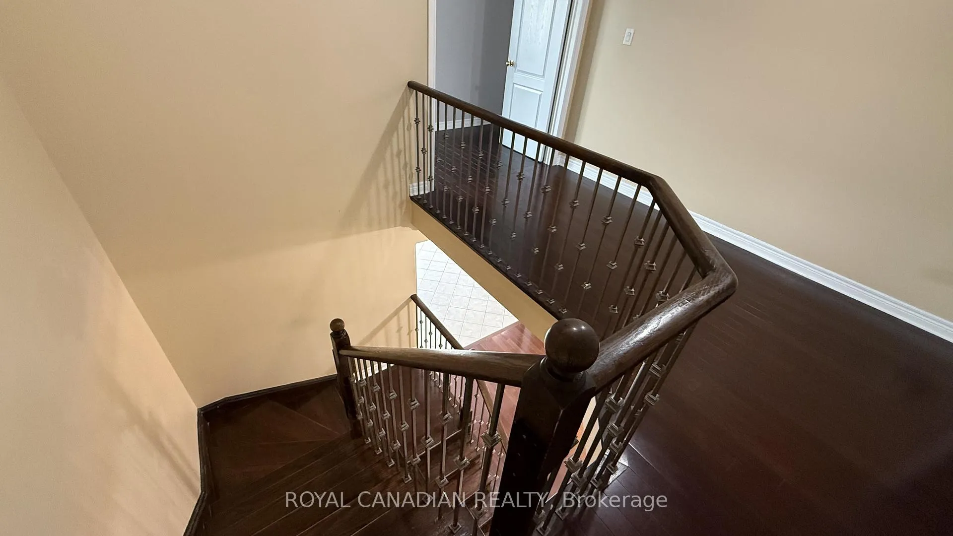 Photo 23 of 382 Sunny Meadow Boulevard, Brampton, Brampton East — HOMEH