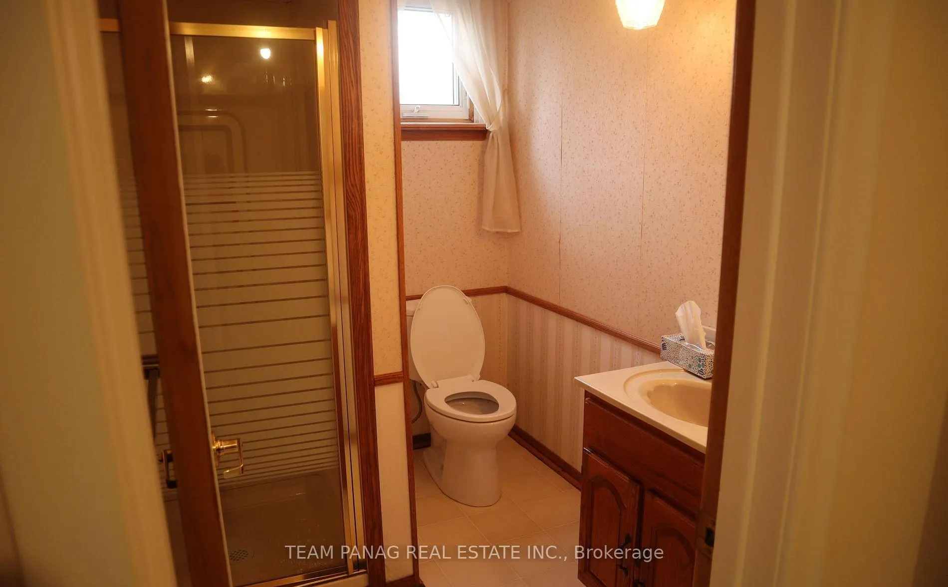 Photo 25 of 11 Ascot Avenue, Brampton, Avondale — HOMEH