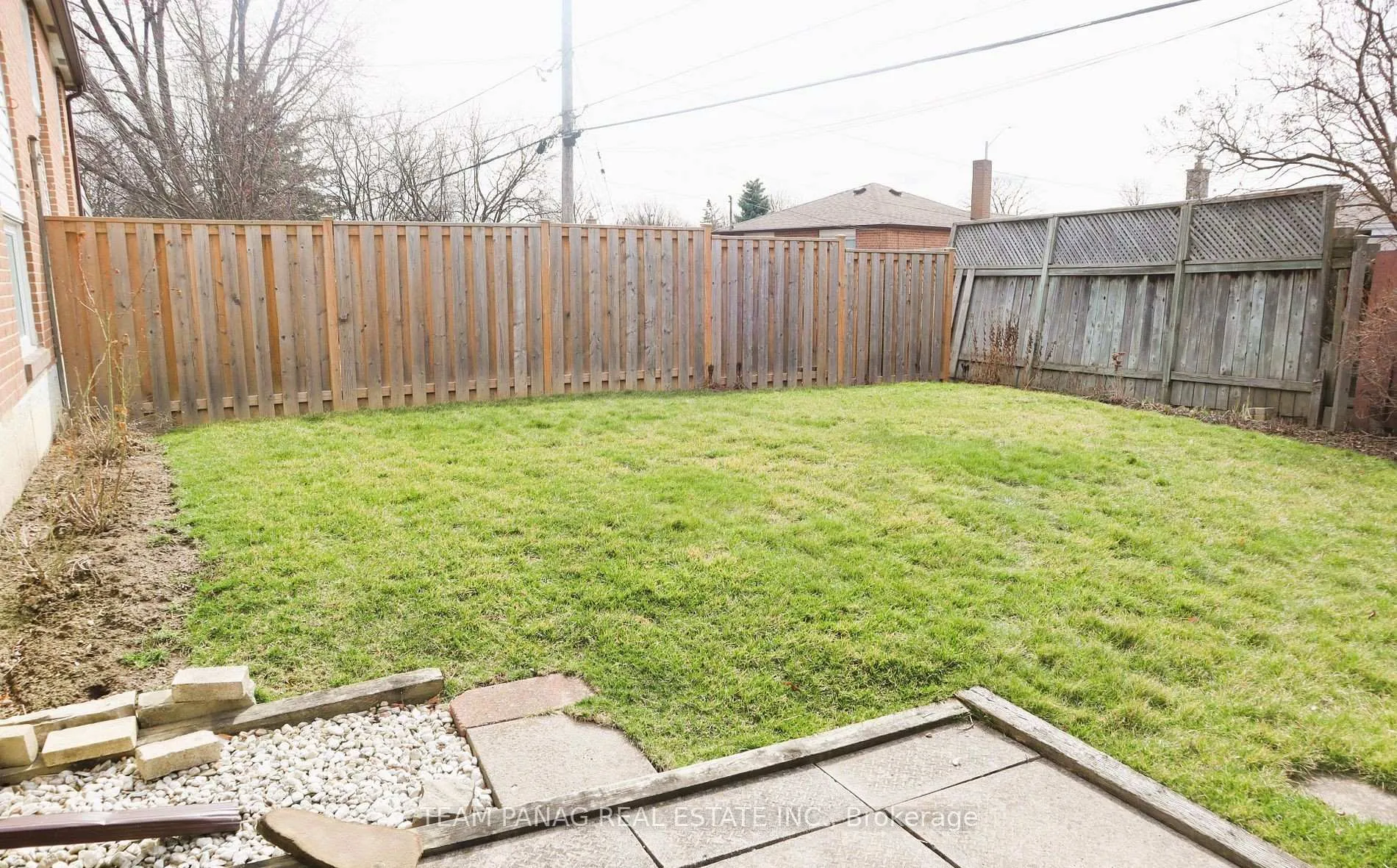 Photo 31 of 11 Ascot Avenue, Brampton, Avondale — HOMEH