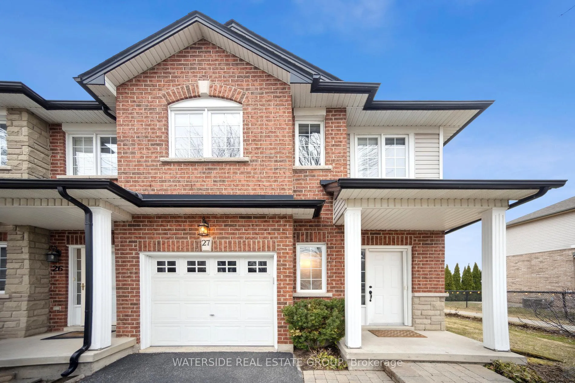 Photo 1 of 232 Stonehenge Drive, Hamilton, Meadowlands — HOMEH