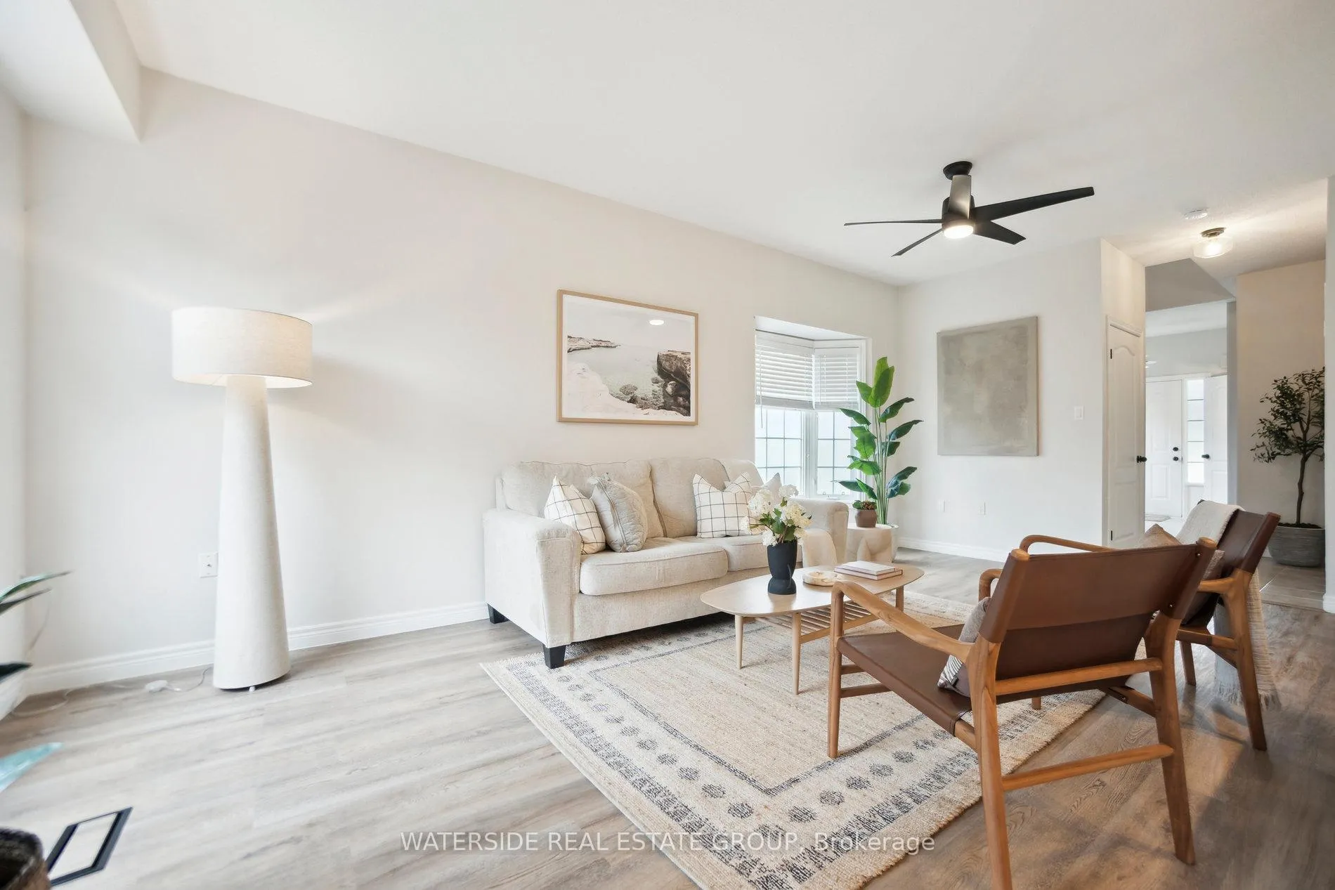 Photo 13 of 232 Stonehenge Drive, Hamilton, Meadowlands — HOMEH