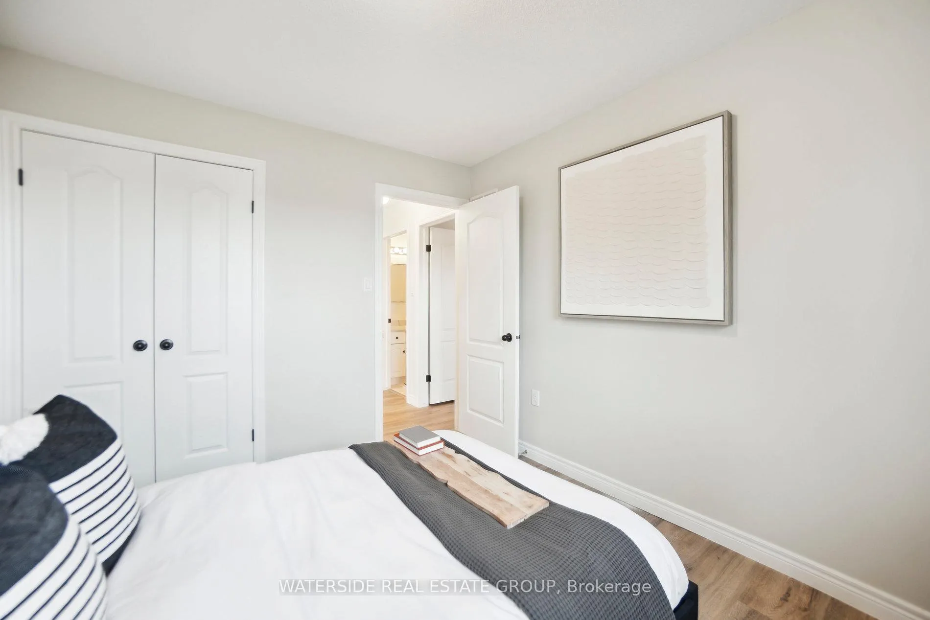 Photo 38 of 232 Stonehenge Drive, Hamilton, Meadowlands — HOMEH