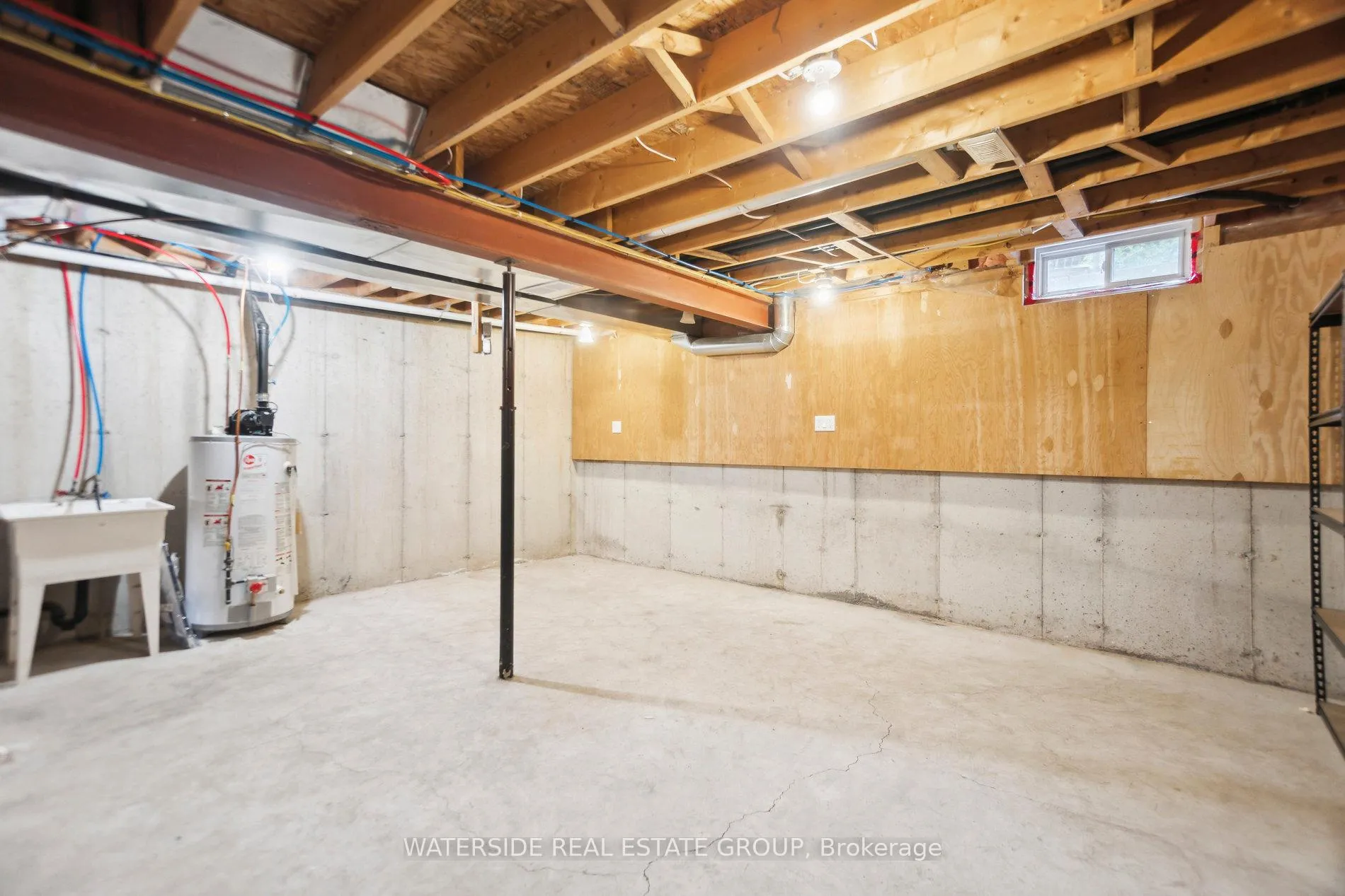Photo 41 of 232 Stonehenge Drive, Hamilton, Meadowlands — HOMEH