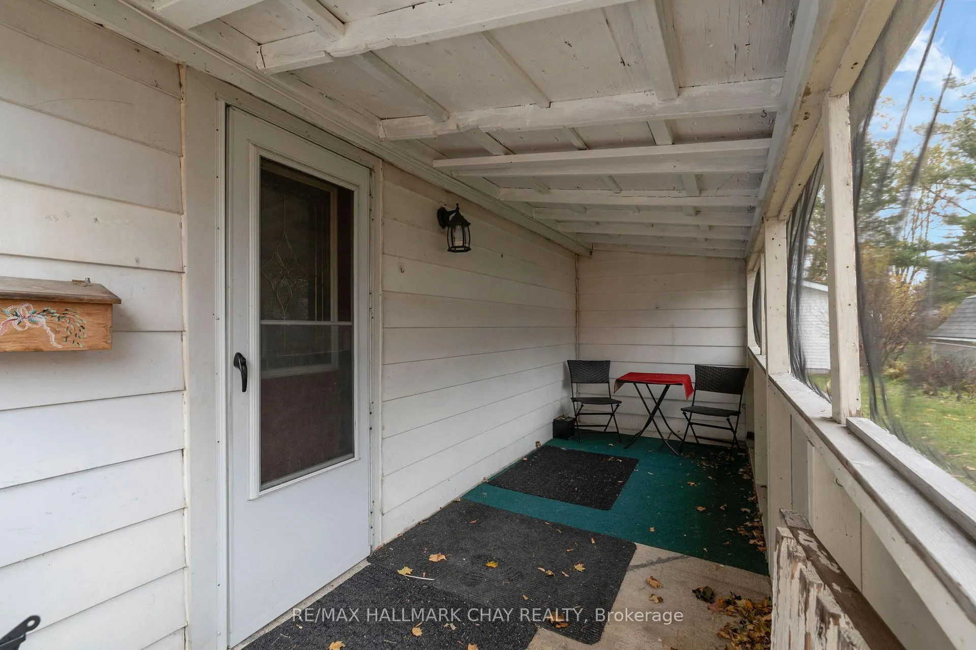 Photo 2 of 380 Gill Street, Orillia — HOMEH