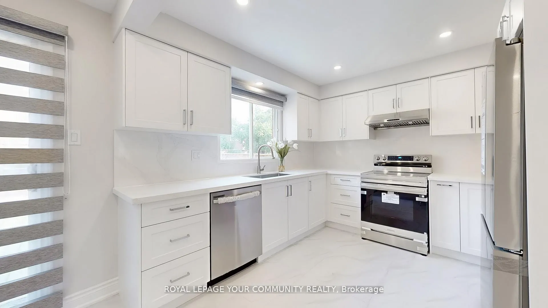 Photo 10 of 457 Raymerville Drive, Markham, Raymerville — HOMEH
