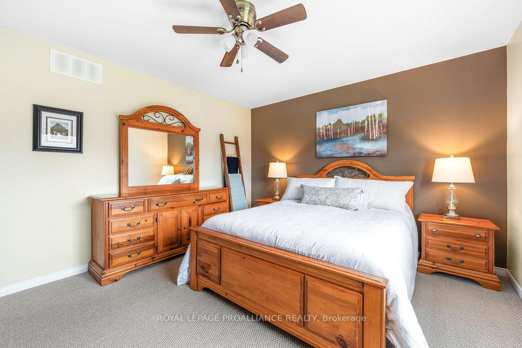 Photo 30 of 38 Oak Ridge Boulevard, Belleville, Belleville Ward — HOMEH