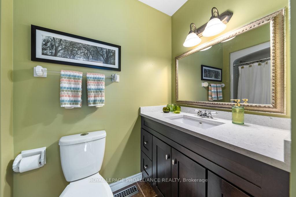 Photo 32 of 38 Oak Ridge Boulevard, Belleville, Belleville Ward — HOMEH