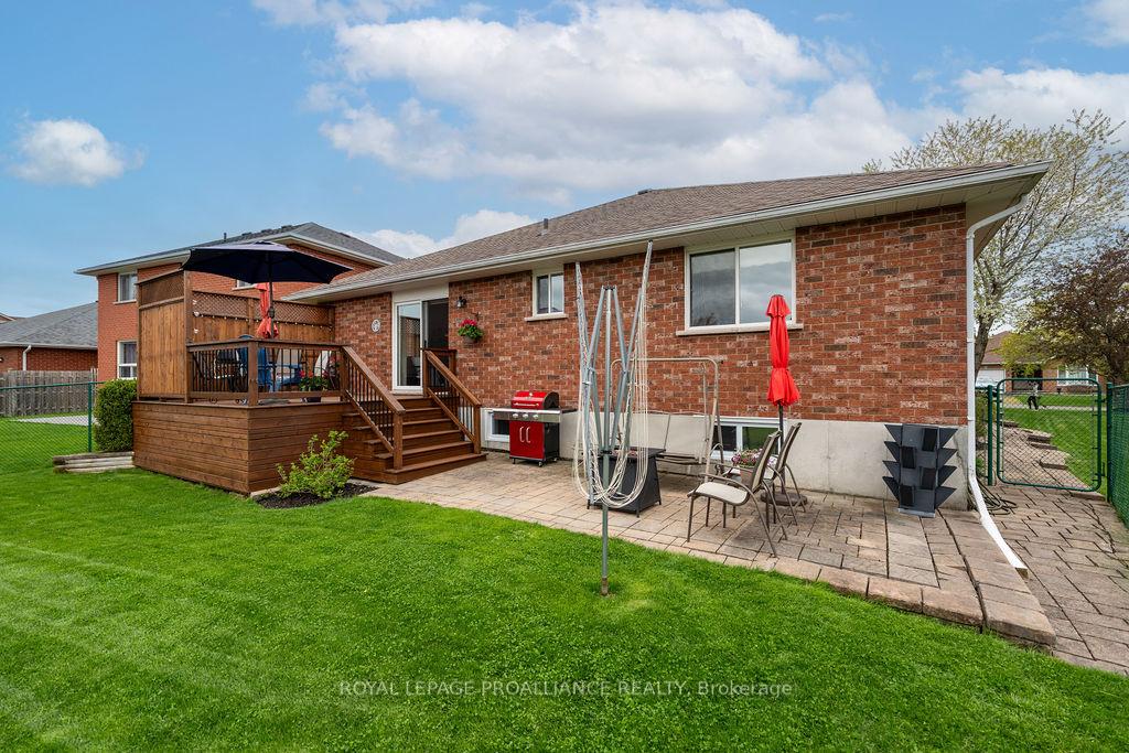 Photo 45 of 38 Oak Ridge Boulevard, Belleville, Belleville Ward — HOMEH