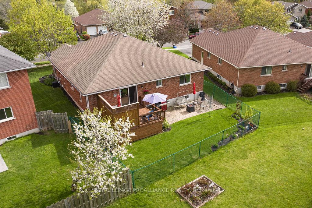 Photo 46 of 38 Oak Ridge Boulevard, Belleville, Belleville Ward — HOMEH