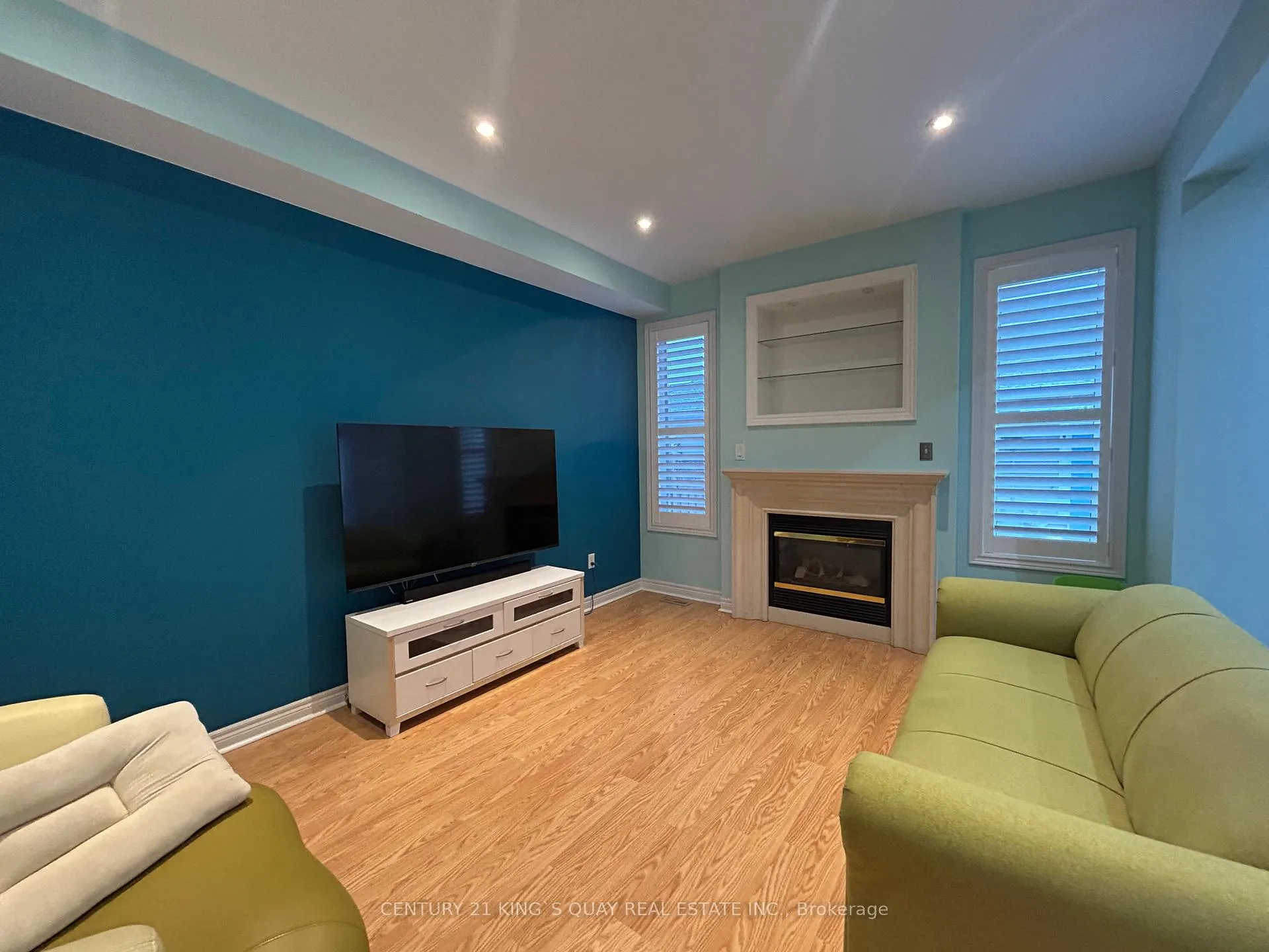 Photo 12 of 64 Innisvale Drive, Markham, Cornell — HOMEH