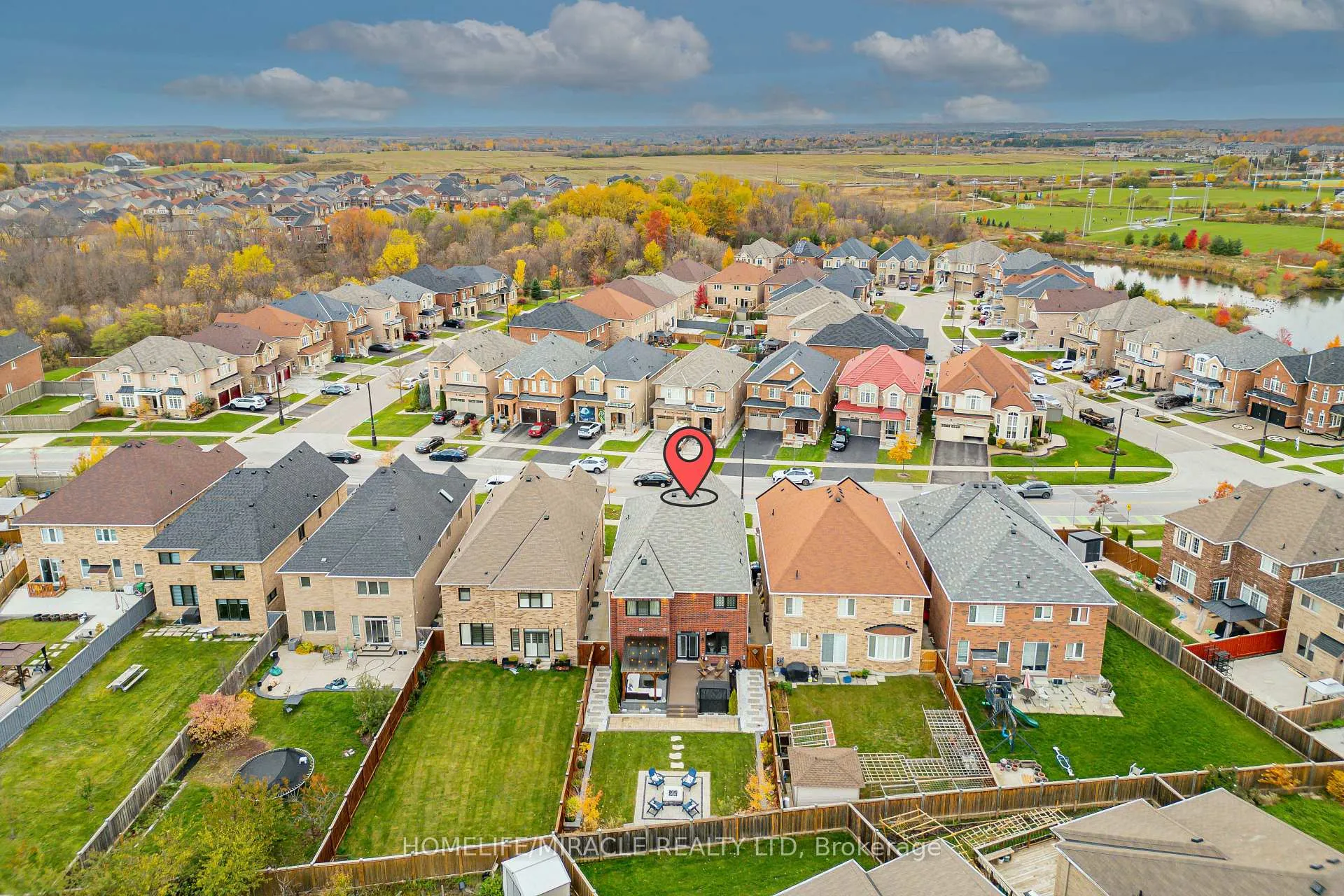 Photo 4 of 249 Elbern Markell Drive, Brampton, Northwest Brampton — HOMEH