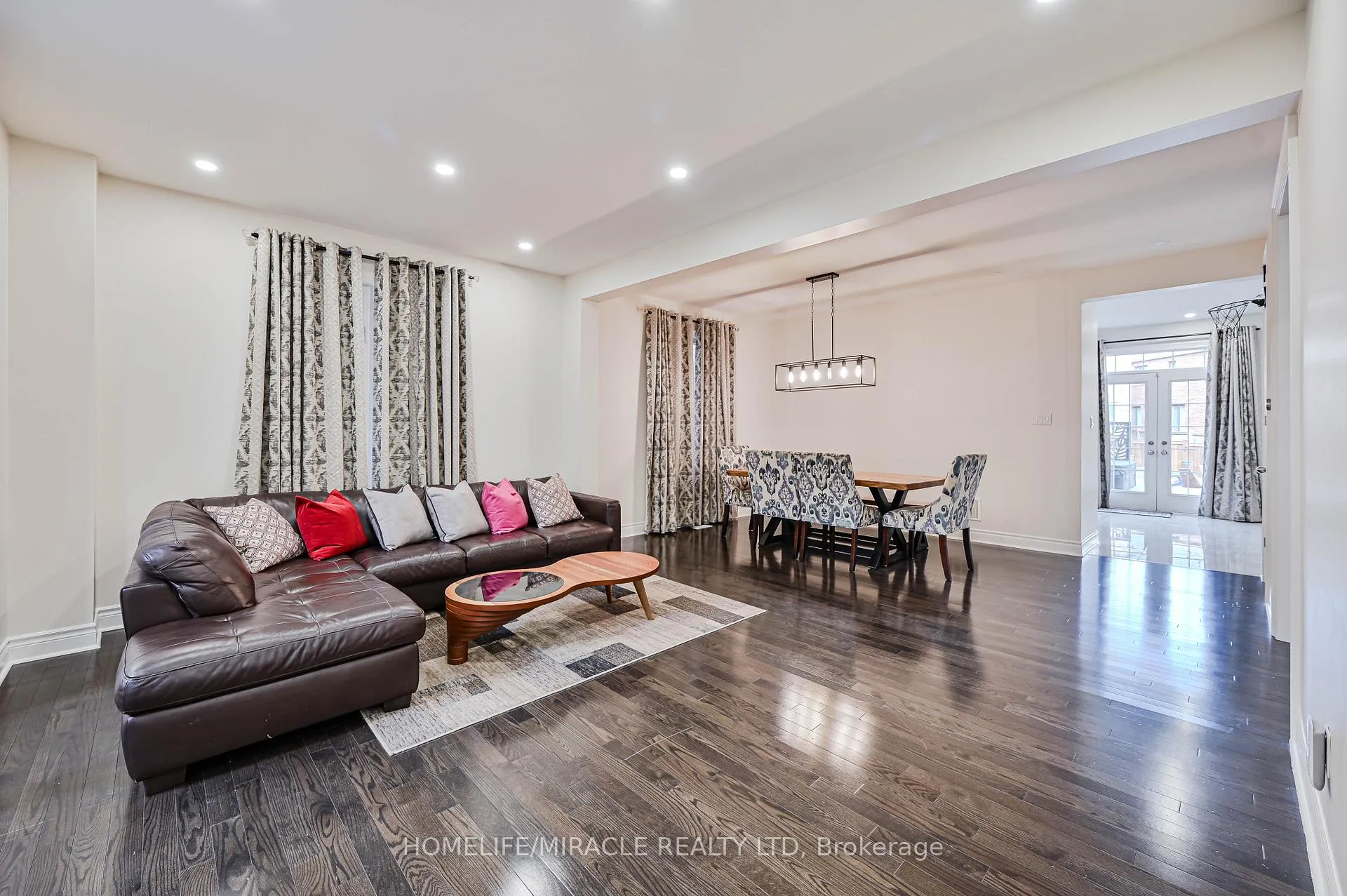 Photo 9 of 249 Elbern Markell Drive, Brampton, Northwest Brampton — HOMEH