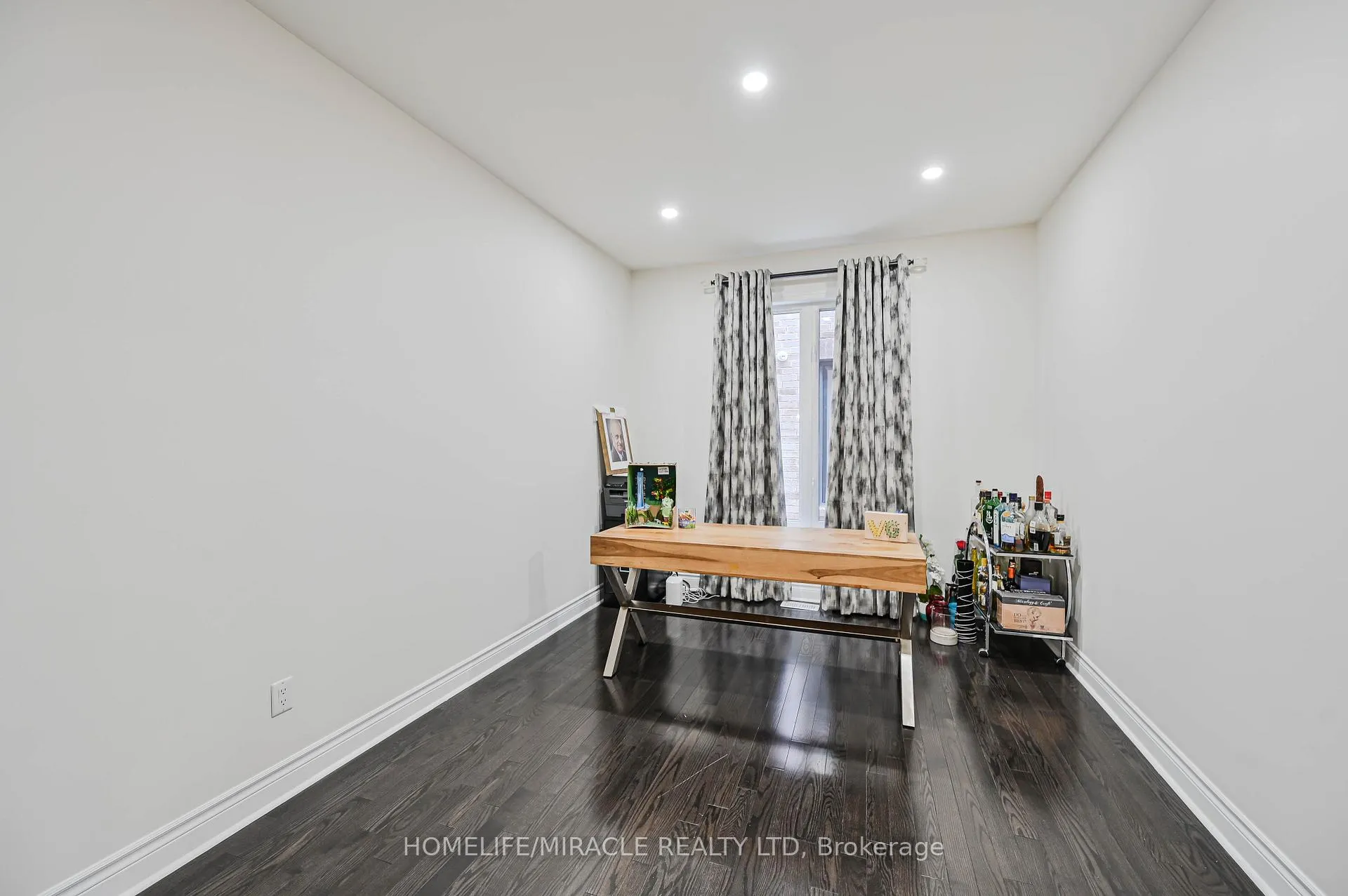 Photo 14 of 249 Elbern Markell Drive, Brampton, Northwest Brampton — HOMEH