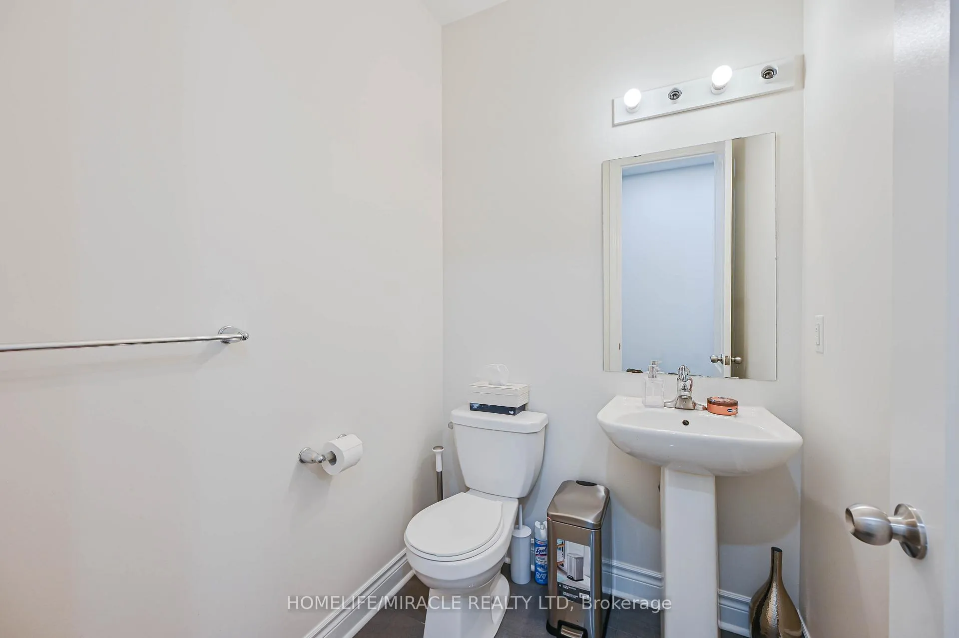 Photo 17 of 249 Elbern Markell Drive, Brampton, Northwest Brampton — HOMEH