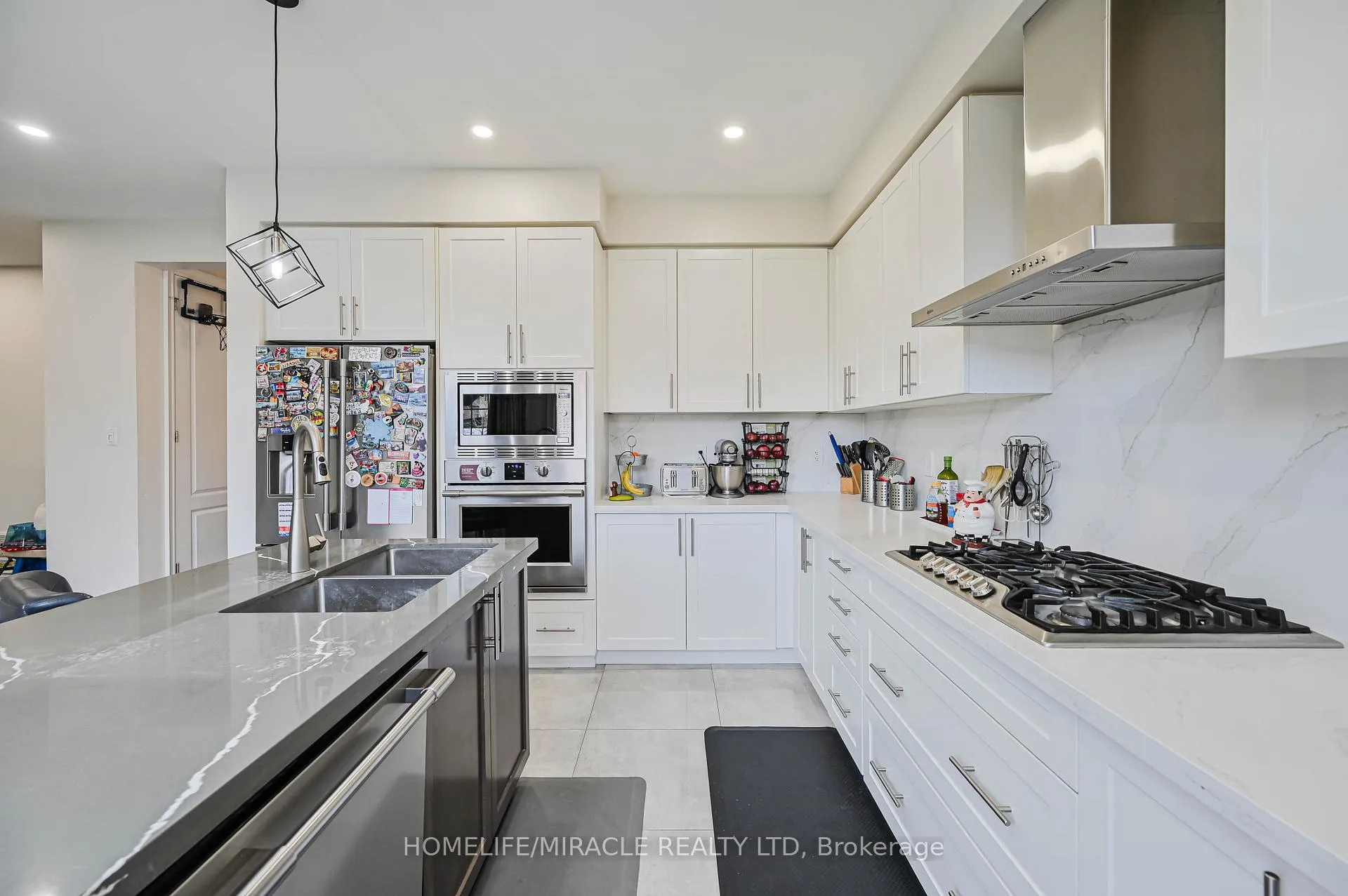 Photo 19 of 249 Elbern Markell Drive, Brampton, Northwest Brampton — HOMEH