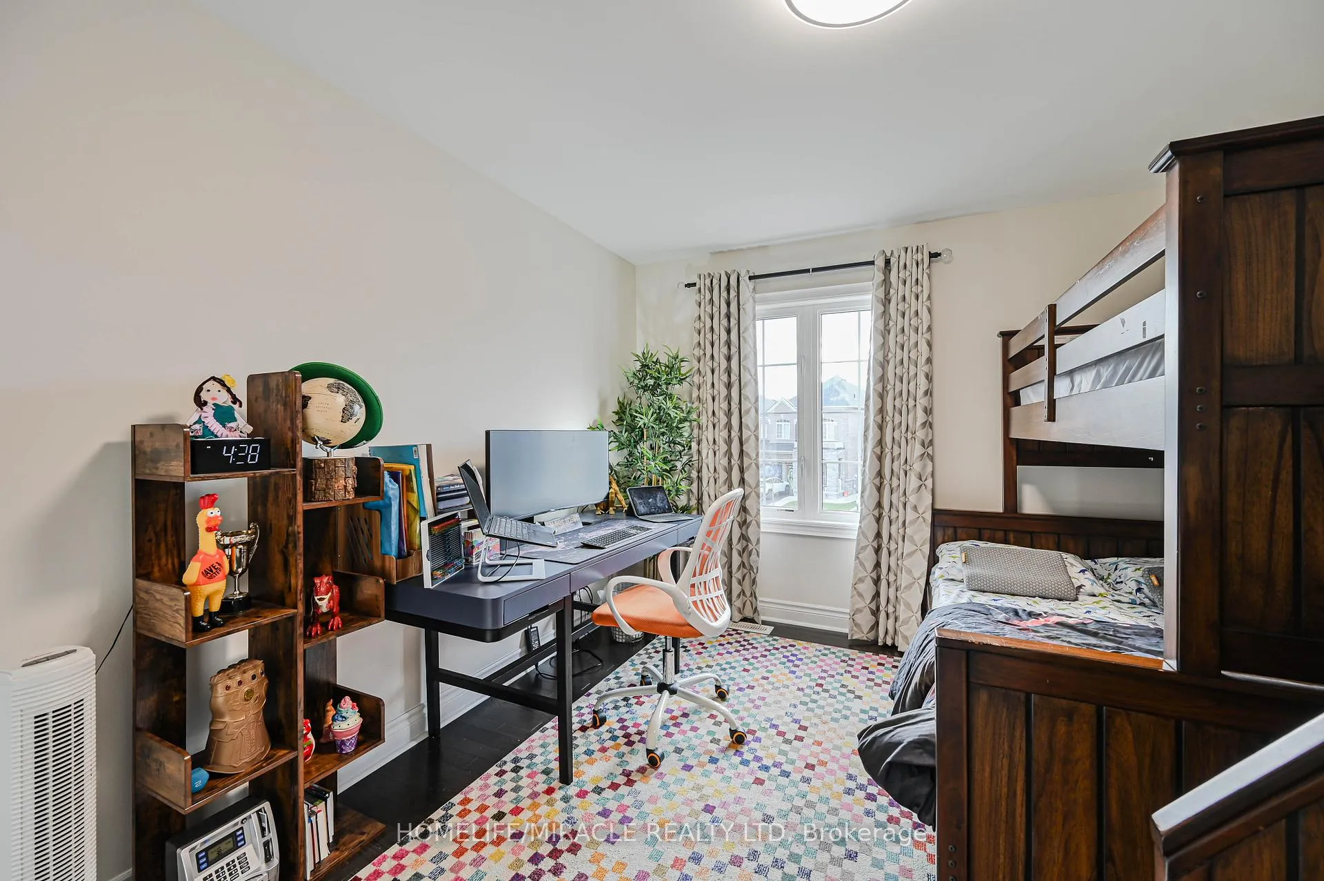 Photo 37 of 249 Elbern Markell Drive, Brampton, Northwest Brampton — HOMEH