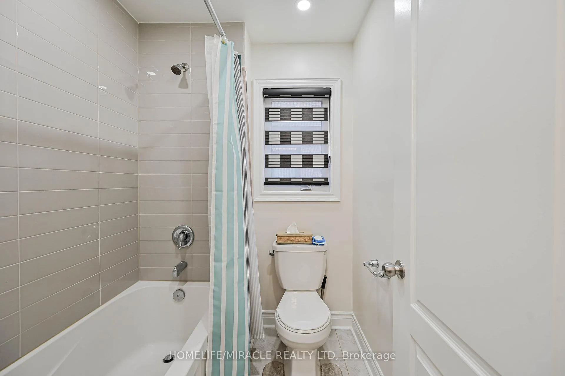 Photo 38 of 249 Elbern Markell Drive, Brampton, Northwest Brampton — HOMEH
