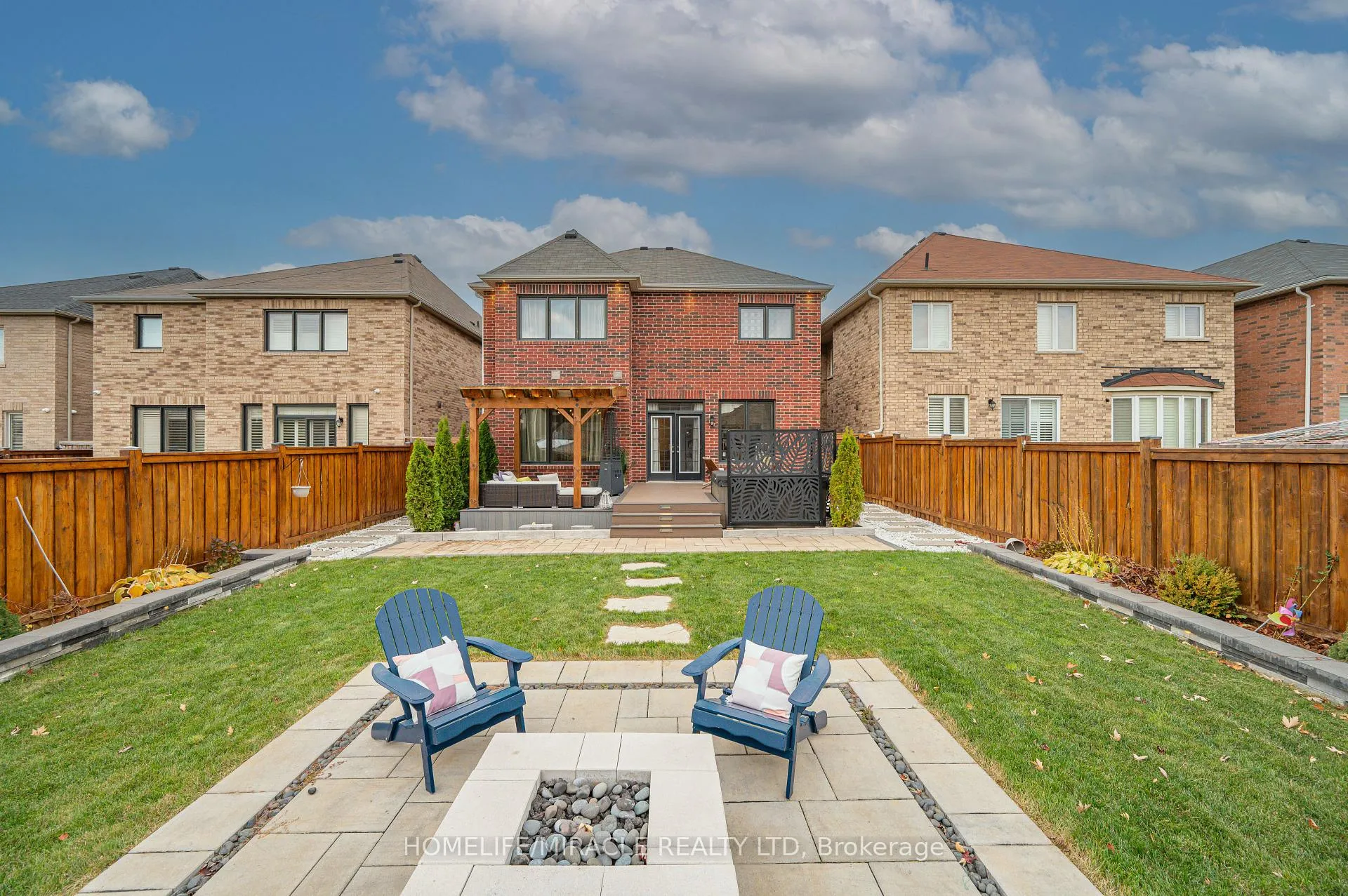 Photo 44 of 249 Elbern Markell Drive, Brampton, Northwest Brampton — HOMEH