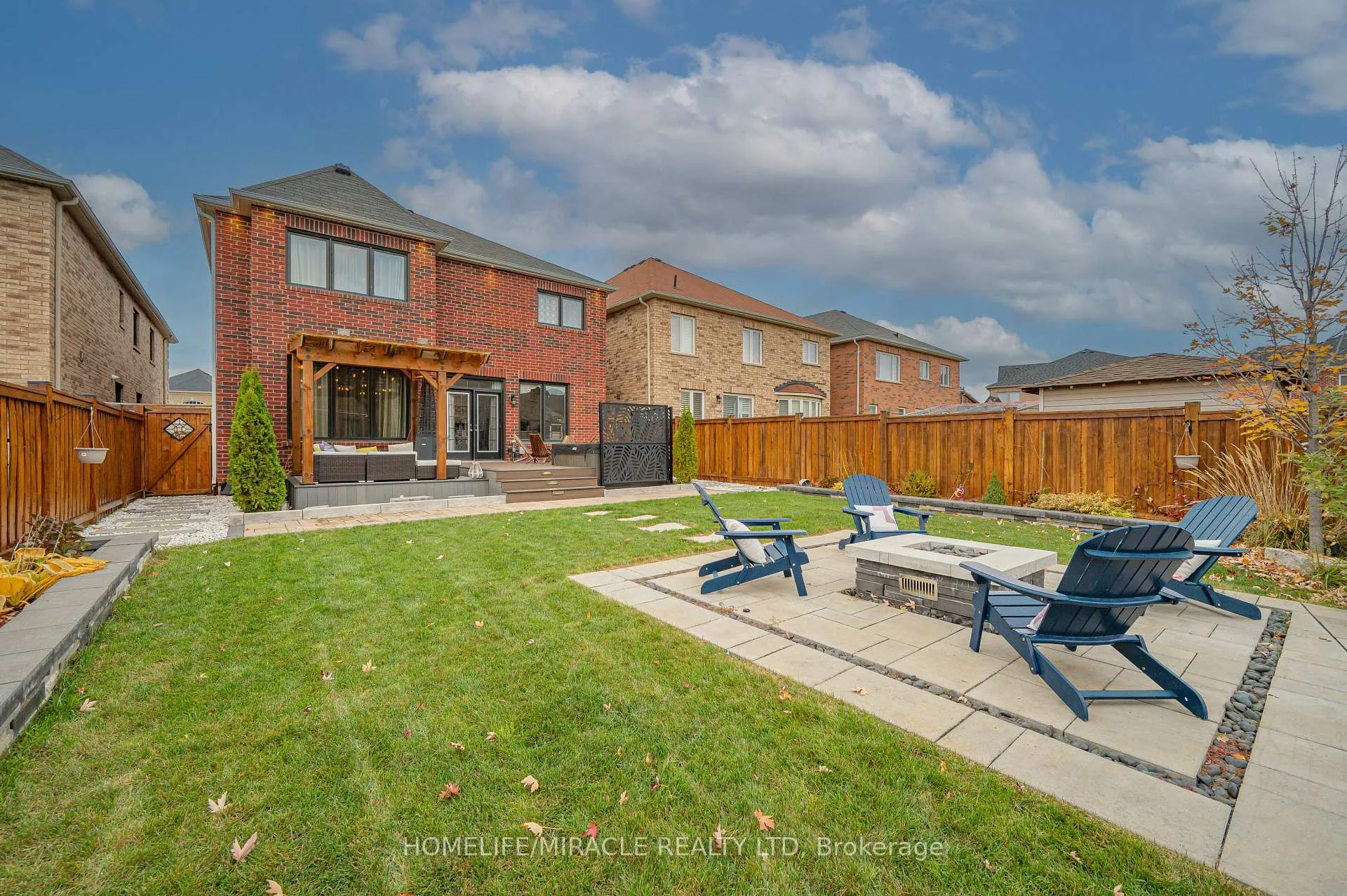 Photo 45 of 249 Elbern Markell Drive, Brampton, Northwest Brampton — HOMEH